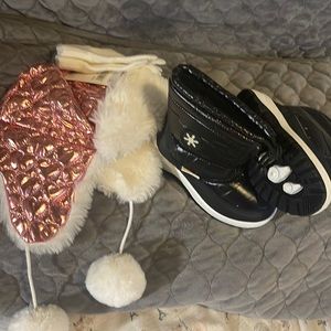 Size 10 snow boots and pink glow. Snow hat with white gloves